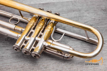 BACH STRADIVARIUS Trompete - 72* / 25 LR - 1978