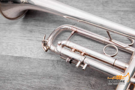 BACH STRADIVARIUS Trompete - Silber 37, LR 25