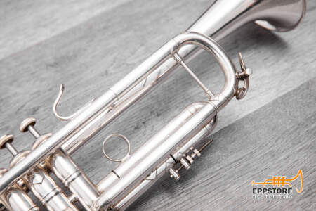 BACH STRADIVARIUS Trompete - 43 G Silber
