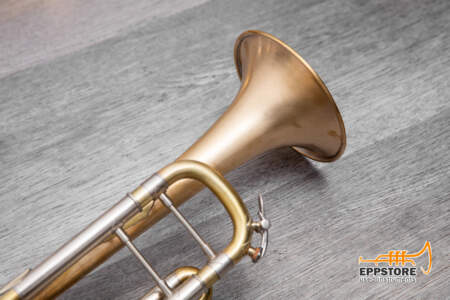 BACH STRADIVARIUS Trompete - 25 G, raw brass - #322537