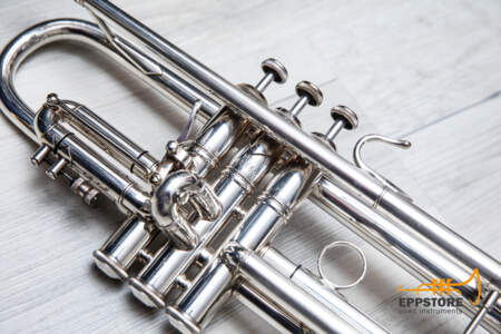 BACH STRADIVARIUS Trompete - Modell 37 ML Silber