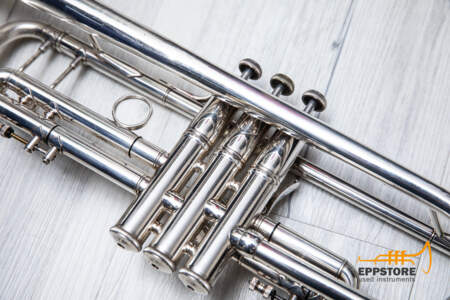 BACH STRADIVARIUS Trompete - Modell 37 ML Silber